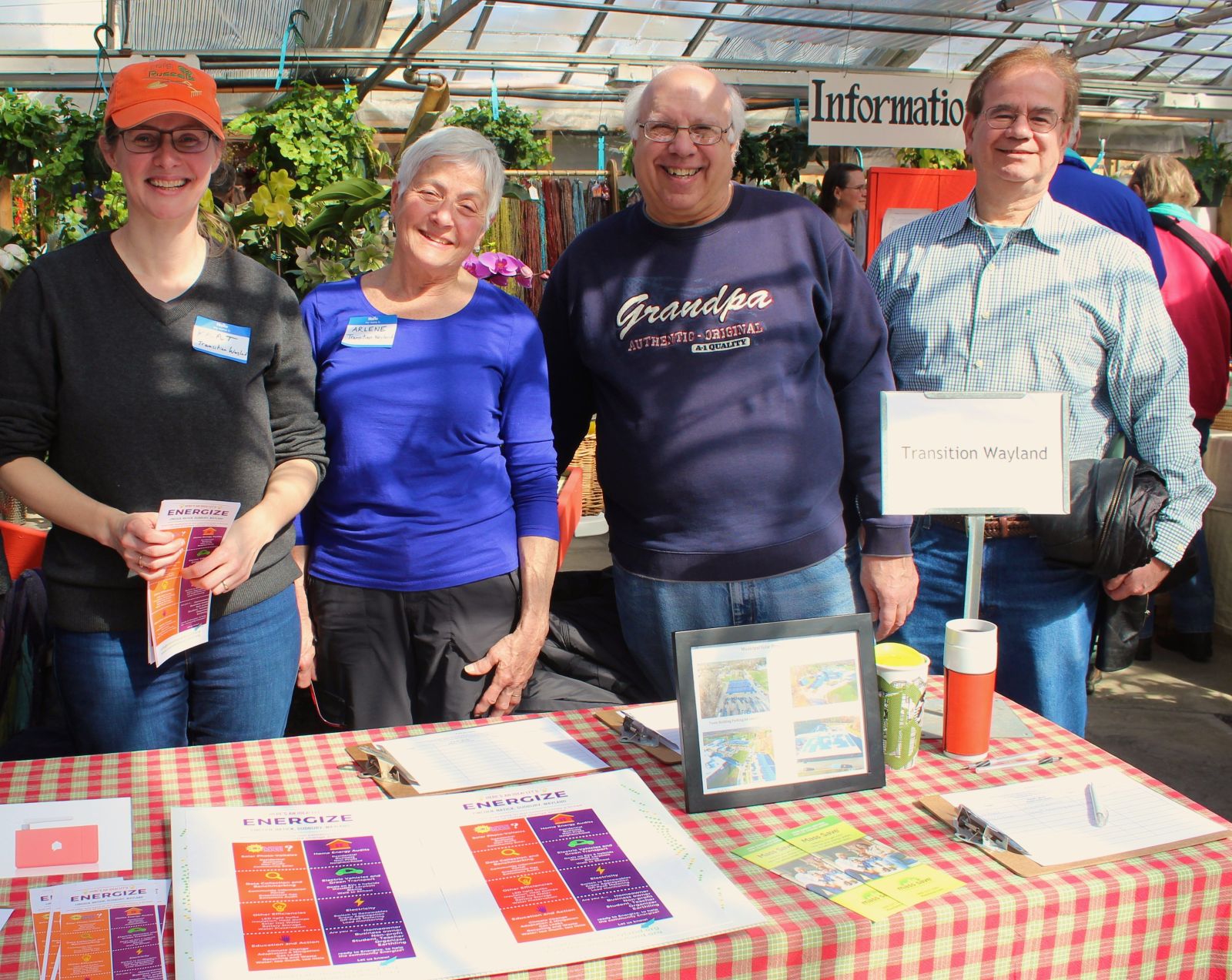 PegM_Farmers_Market_3-11-17_sm_group.jpg